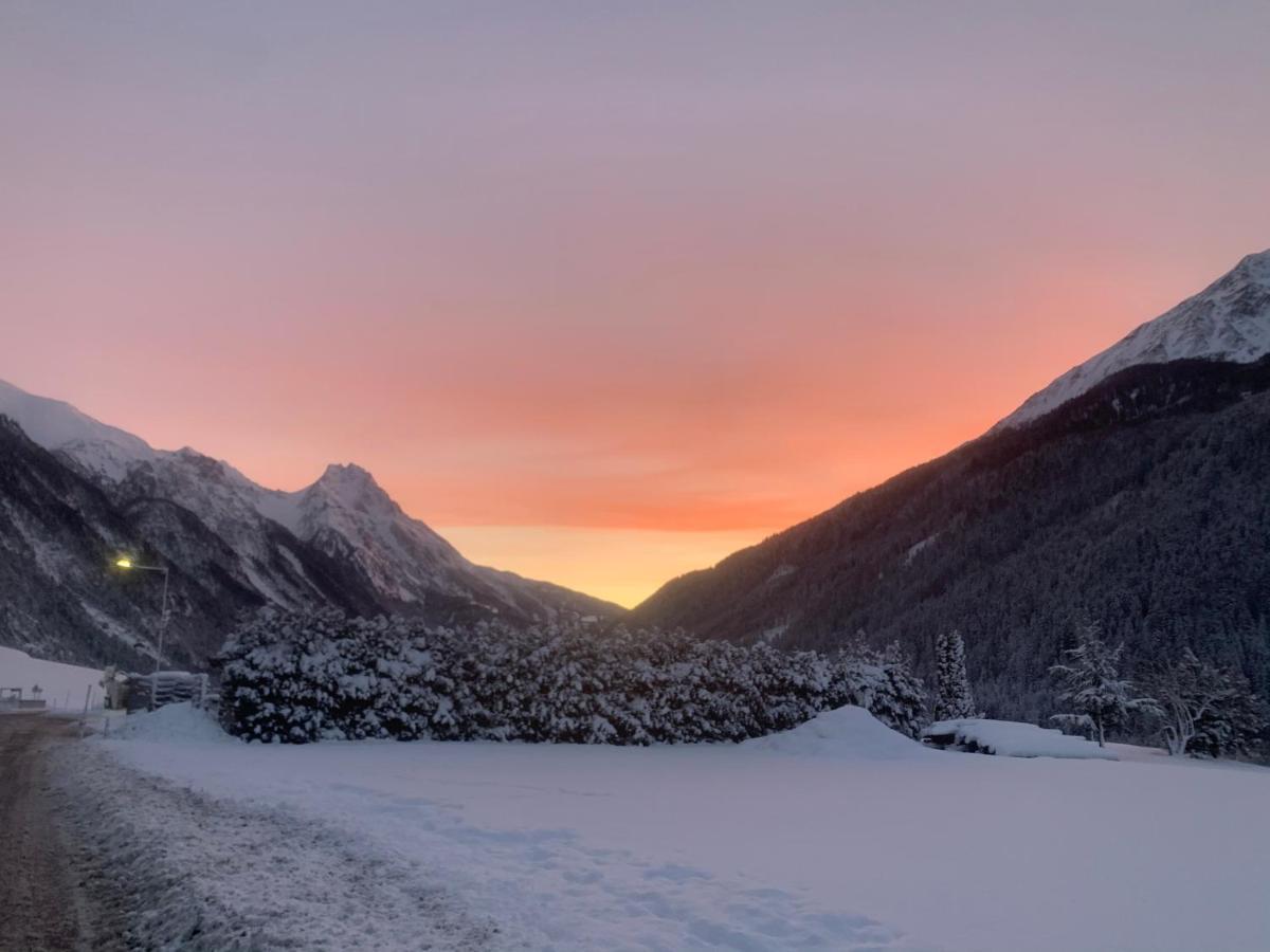 Arlalps Apart Pettneu am Arlberg Exterior foto
